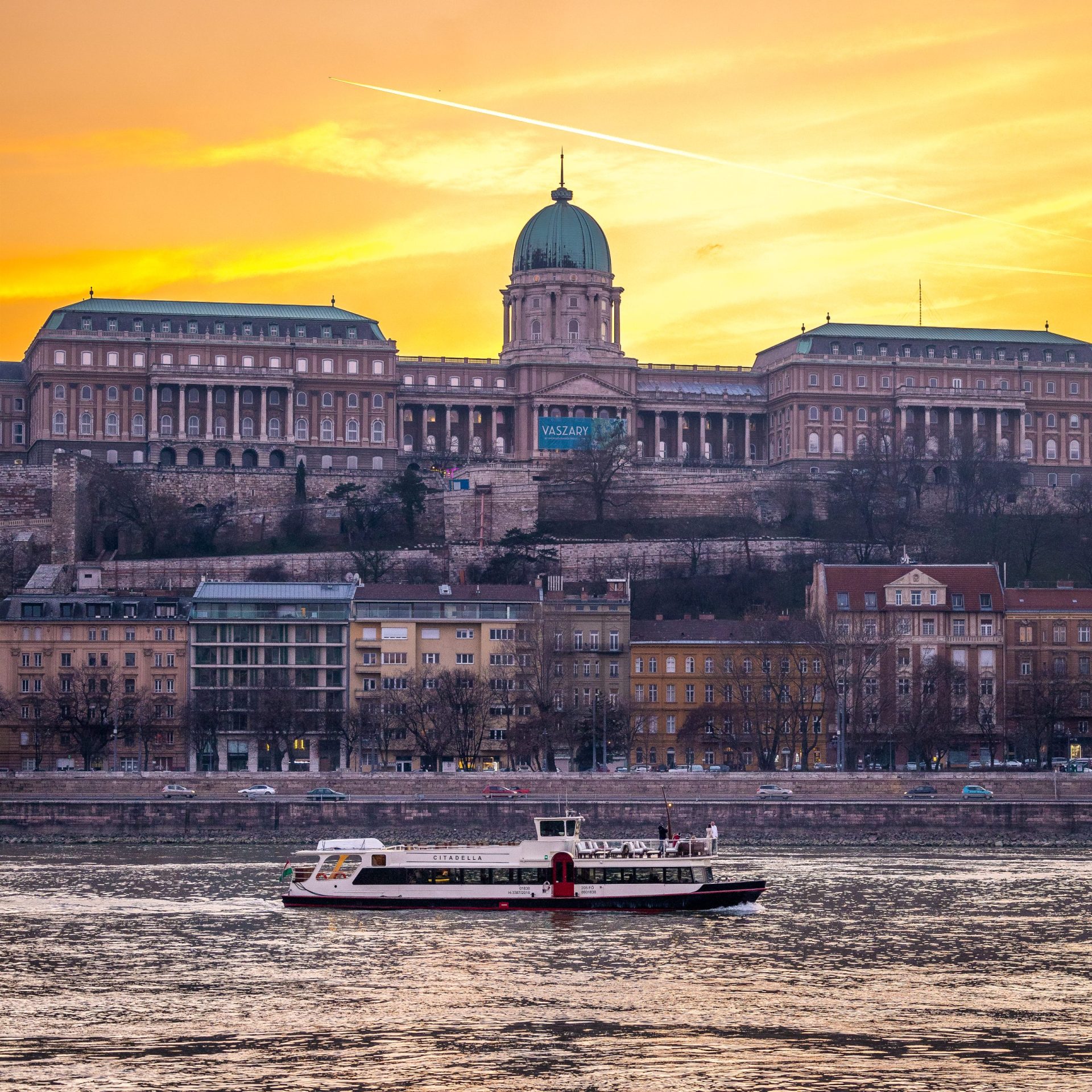 Budai Vár Citadella Budapest városnéző hajózás sétahajózz velünk