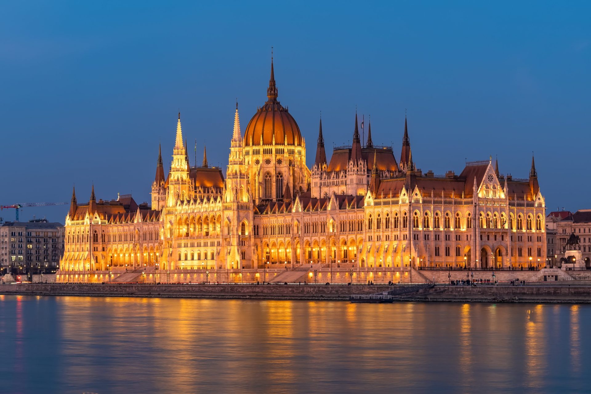 Budapest, Parlament, Duna