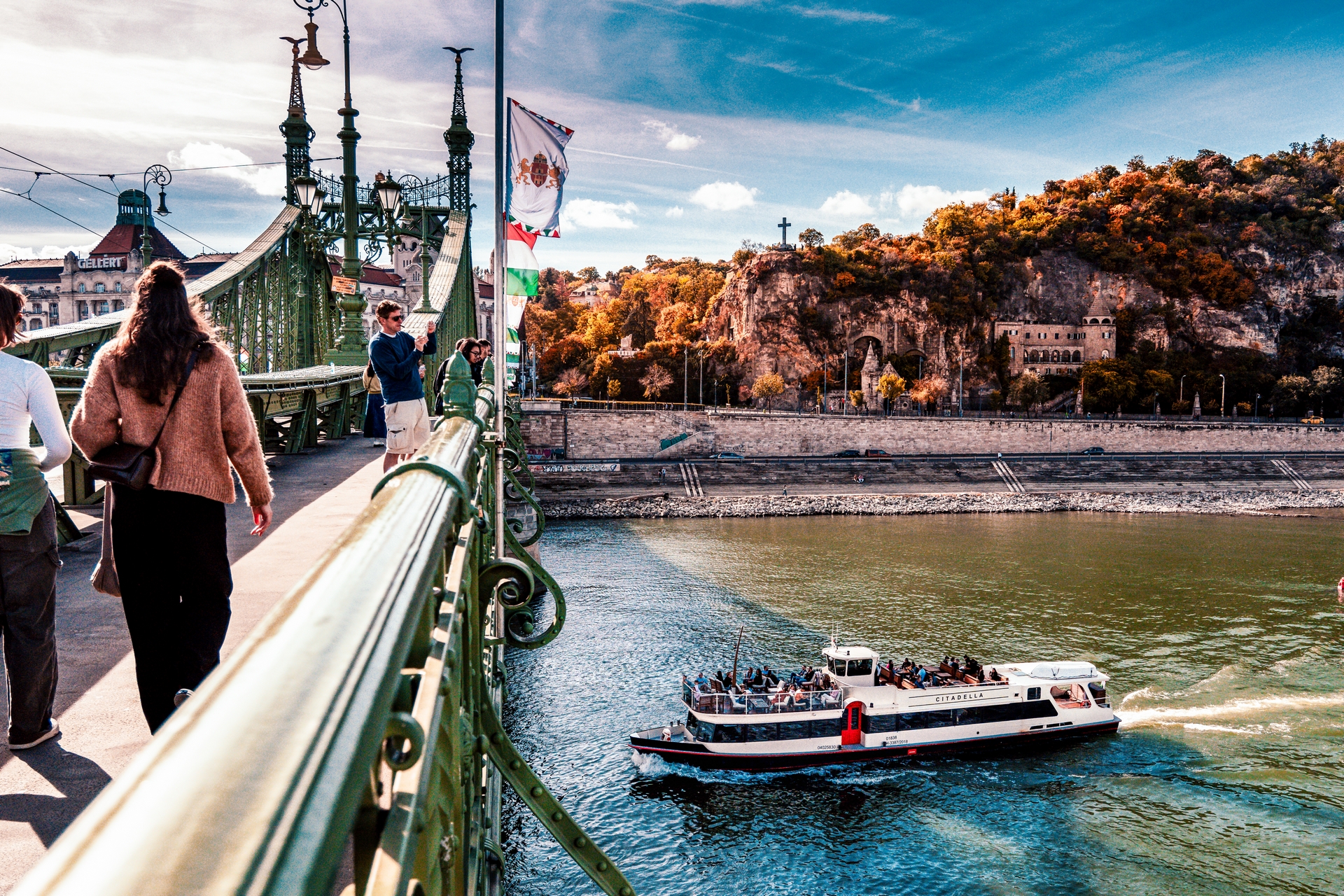 Budapest sétahajó Szabadság híd